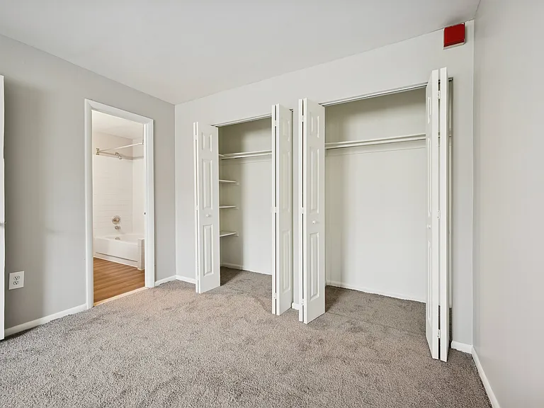 7206 Oxford Ave #11 — Photo 8