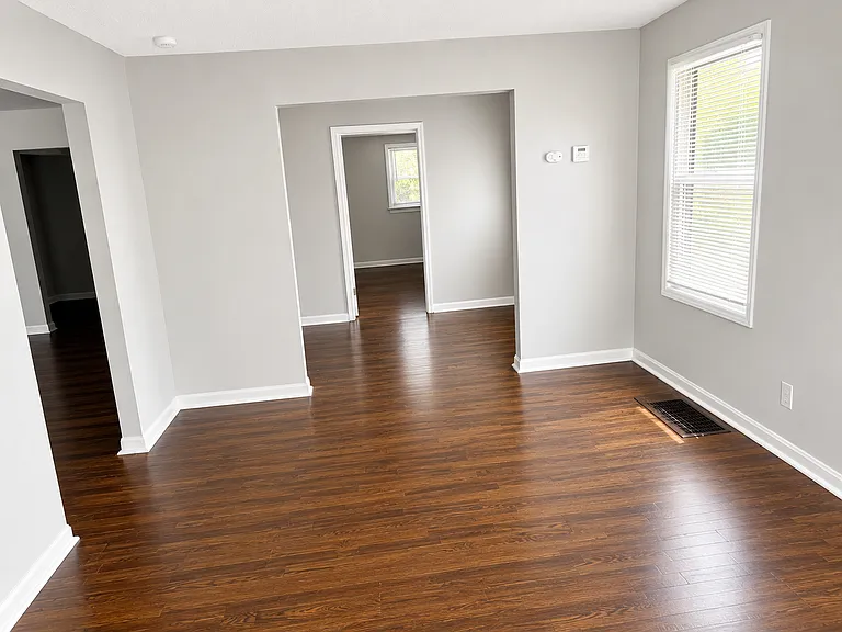 5805 Jackson Ave — Photo 2