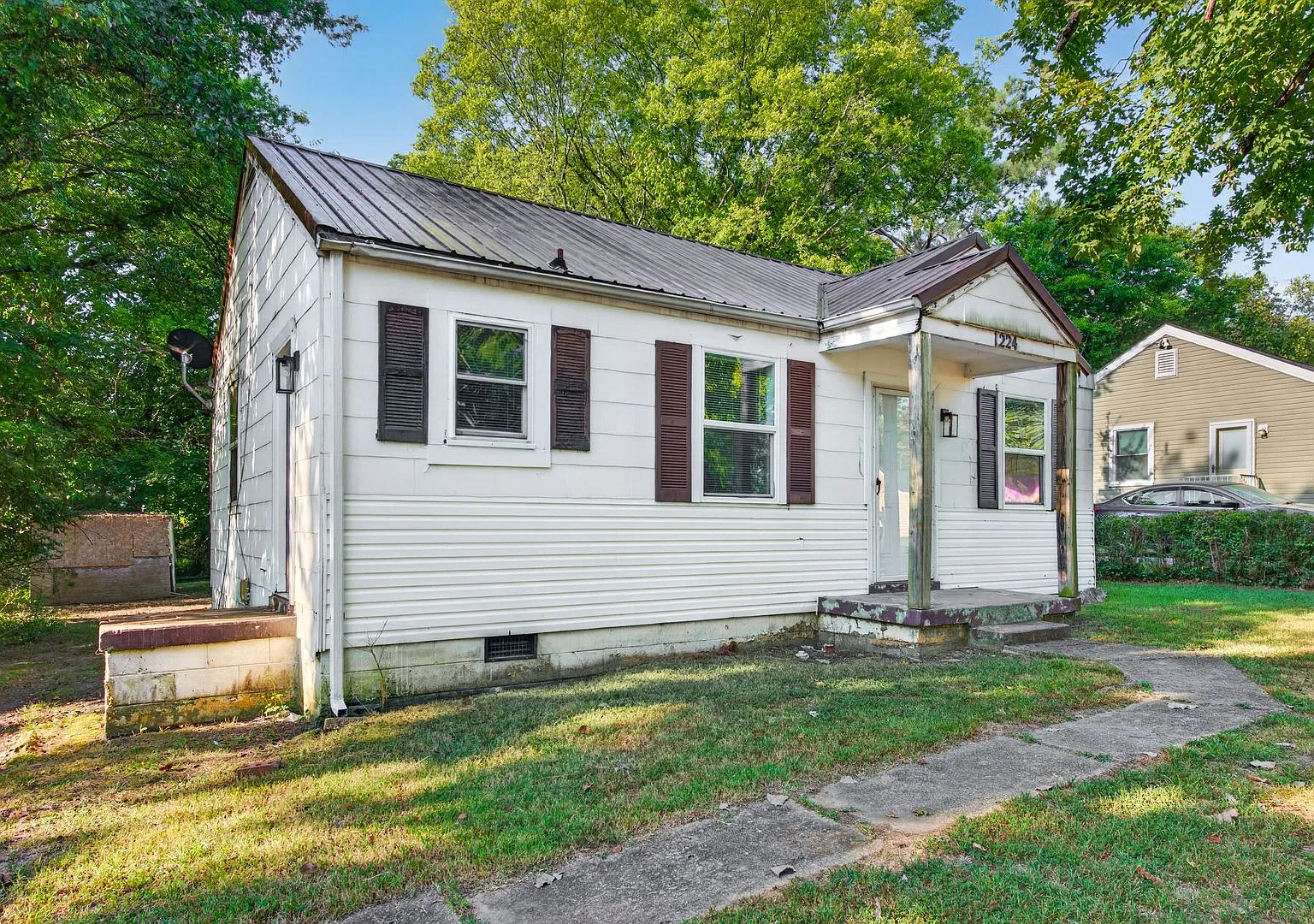 1224 Greenfield Drive Home For Rent! — Photo 1