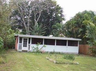 1086 Sperling Ave, Naples, FL 34103