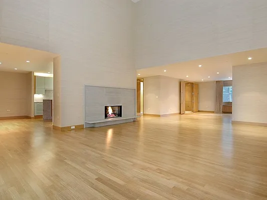 Sold by Sotheby's International Realty | media 25