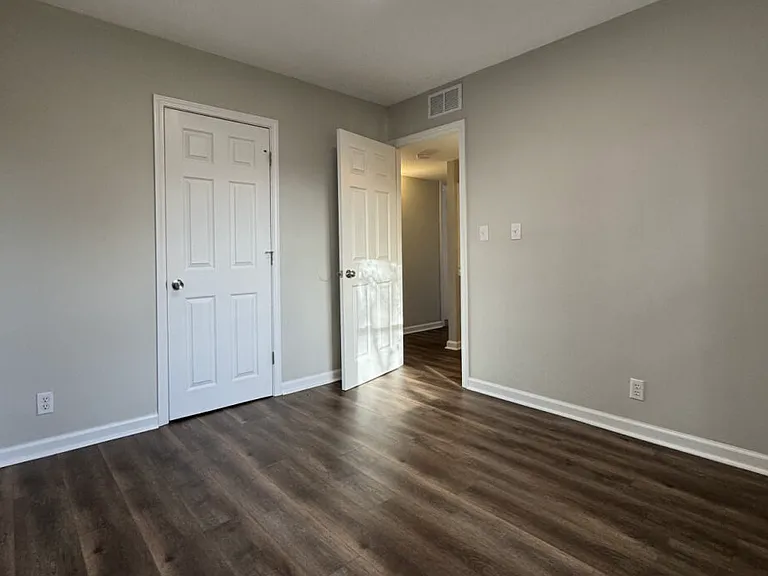 5214 Cedrus Cir — Photo 27