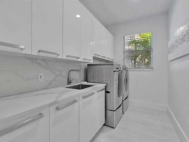 4088 Briarcliff Cir — Photo 28