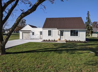 592 N Eastern Ave, Saint Henry, OH 45883