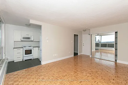 666 Spadina Ave #2102 Photo 1