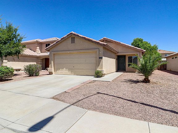 3rd image of 11802 W Paradise Dr