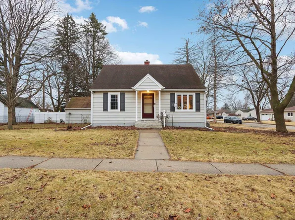 503 Chamberlain St, Edgerton, WI 53534