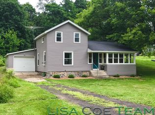 228 Railroad St, Muir, MI 48860