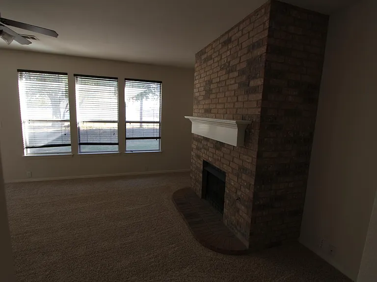 1017 Porter Pl — Photo 47