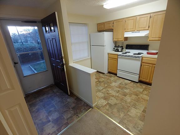 2nd image of 4336 Isleswood Ter