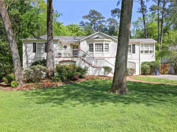 753 Woodward Way NW, Atlanta, GA 30327