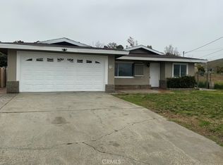 729 Grove Ave, Banning, CA 92220