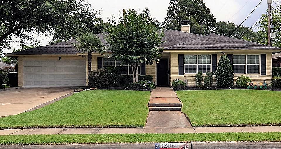 1st image of 1238 Manville St