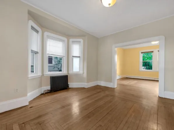 5 Murdock Ter, Brighton, MA 02135