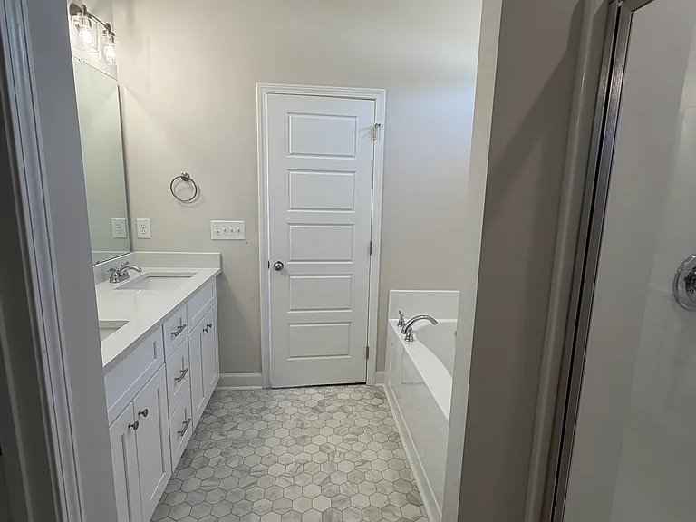 405 Creeks Edge Dr — Photo 8