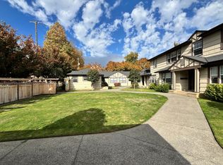 Maple Court by Star Metro, Portland, OR 97212