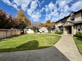 Maple Court by Star Metro