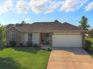 4737 W Skyler Dr, Springfield, MO 65802