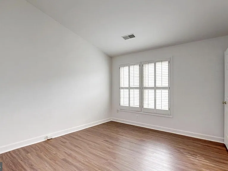 1804 Dawson St — Photo 25