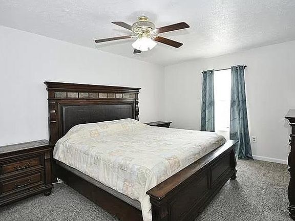 4th image of 1416 Lexington Dr
