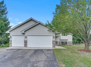 405 5th St NW, Saint Michael, MN 55376