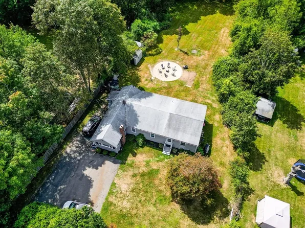 34 Eaton St, Brockton, MA 02301