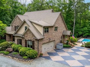 1810 Basin Creek Rd, Burlington, NC 27217