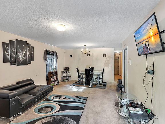 3rd image of 8762 Hare Ave