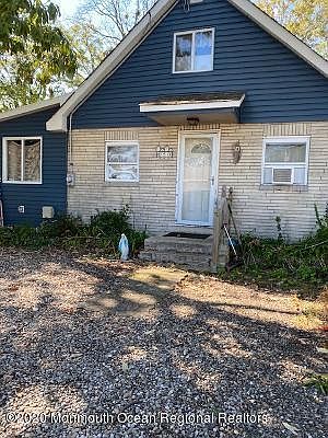 1st image of 50 10th St
