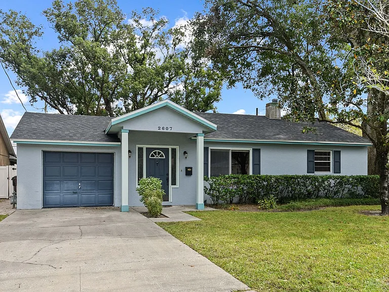 2607 Elizabeth Ave — Photo 3