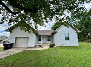 5302 Summit St, Fort Smith, AR 72903