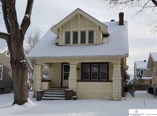 2421 Whitmore St, Omaha, NE 68112