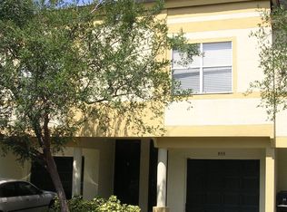 855 Normandy Trace Rd, Tampa, FL 33602