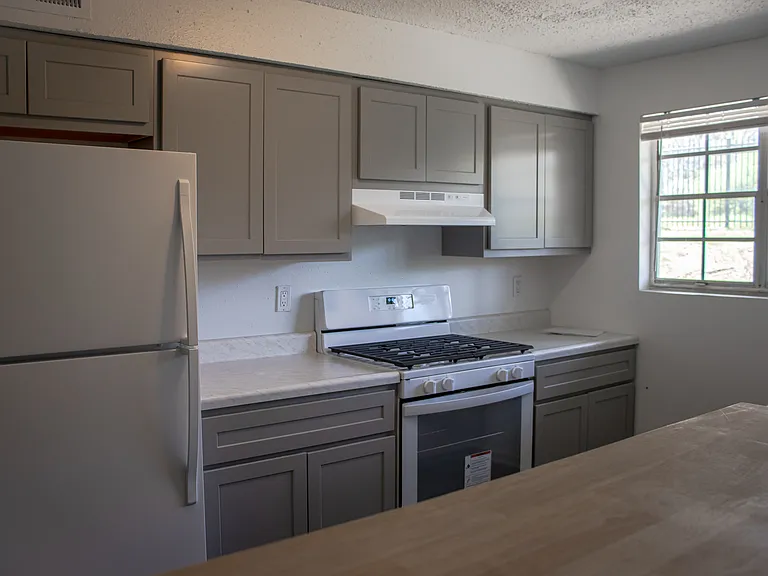 The Residences at Bella Vista — Photo 19