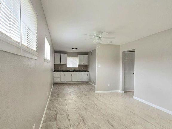 4th image of 3823 Mount Pleasant St