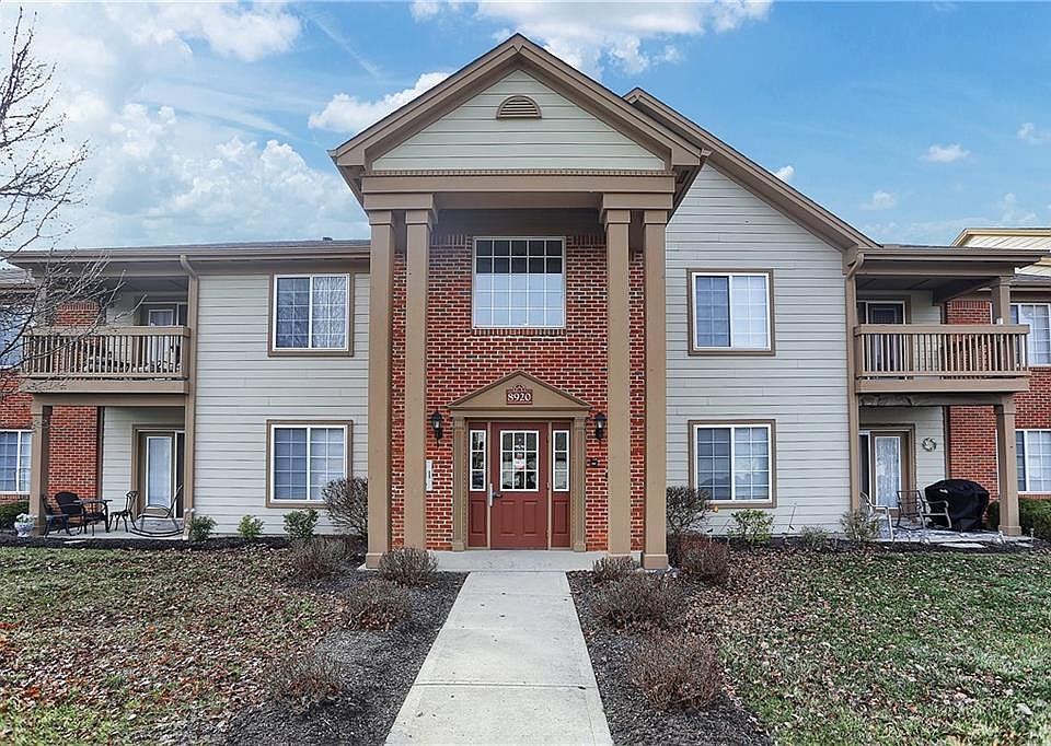 1st image of 8920 Hunters Creek Dr APT 102