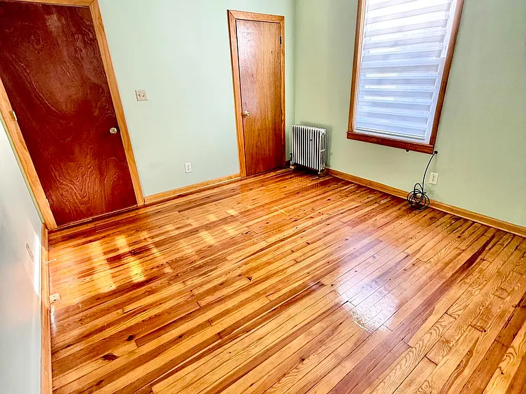 1012 N Webster Ave #1 — Photo 9