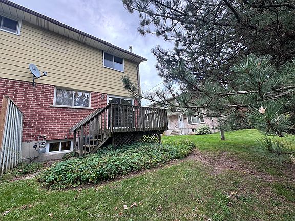 2nd image of 23 Addington St #17