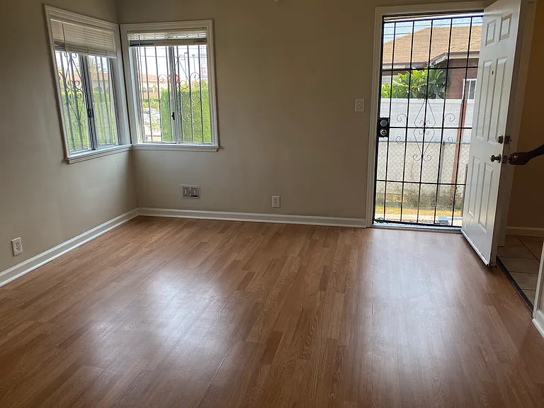 11251 S Mariposa Ave #11251 — Photo 14