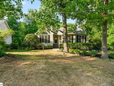219 Oak Ridge Dr, Greenwood, SC, 29649