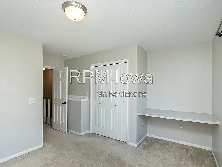 1108 NE 7th Ln — Photo 22