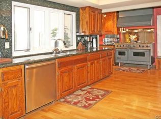 10800 San Leon Ave, Fountain Valley, CA 92708