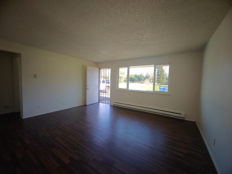 1st image of 6725 146th St SW #6725