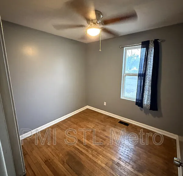 10365 Lord Dr — Photo 4