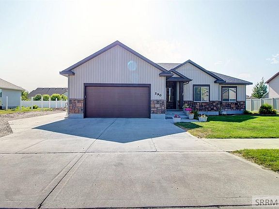 2nd image of 290 Jill Dr
