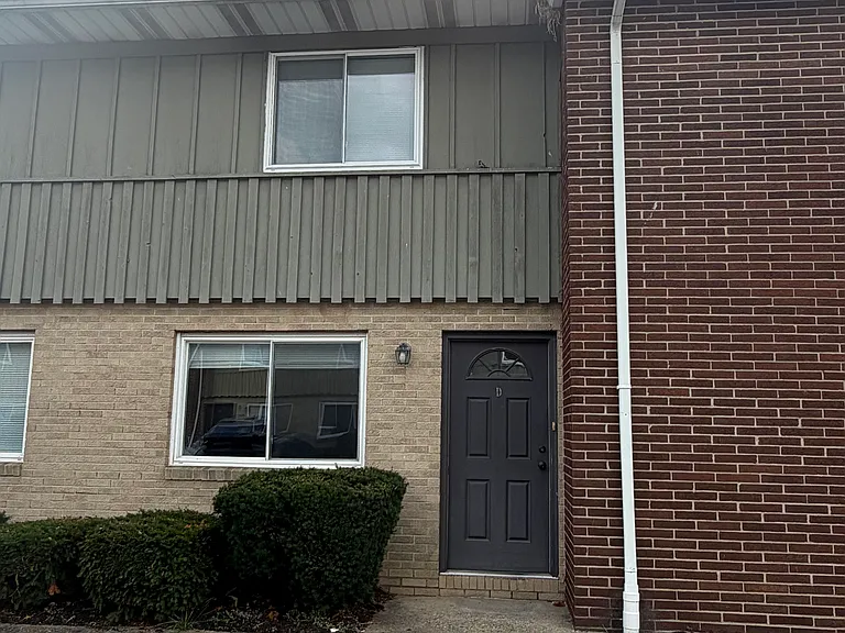 370 Lincoln St SW #D — Photo 10