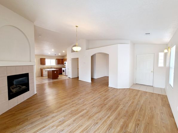 2941 Desert Sage Ave SW