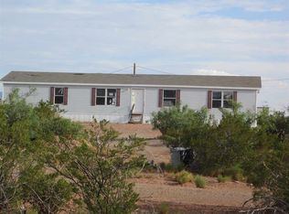 214 Griffin Rd, La Luz, NM 88337