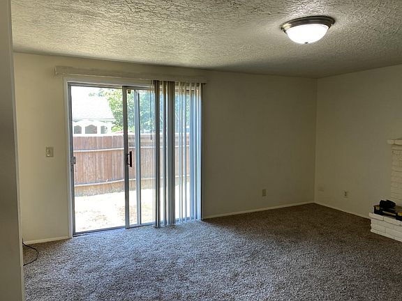 3rd image of 10512 NW 18th Ave