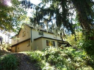 102 Arch St, Clairton, PA 15025